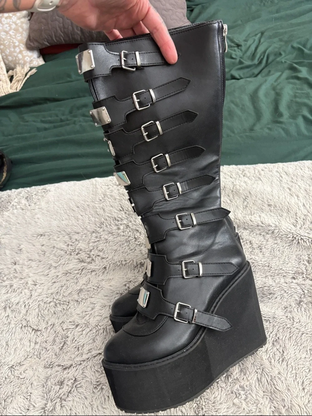 Black Platform Knee-High Buckle Boots - Women - Picture 3 of 7